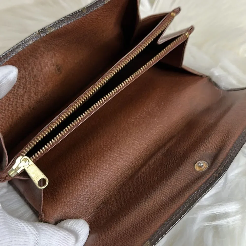 💯Authentic Louis Vuitton Monogram Long Wallet 🍀